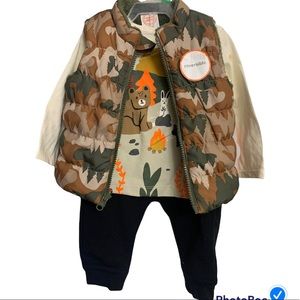 NWT 3 piece set with reversible vest size 6/9 months